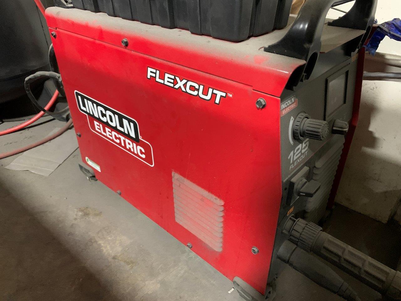 2017 Torchmate XSTD 5X10 Plasma Cutting System (3800)